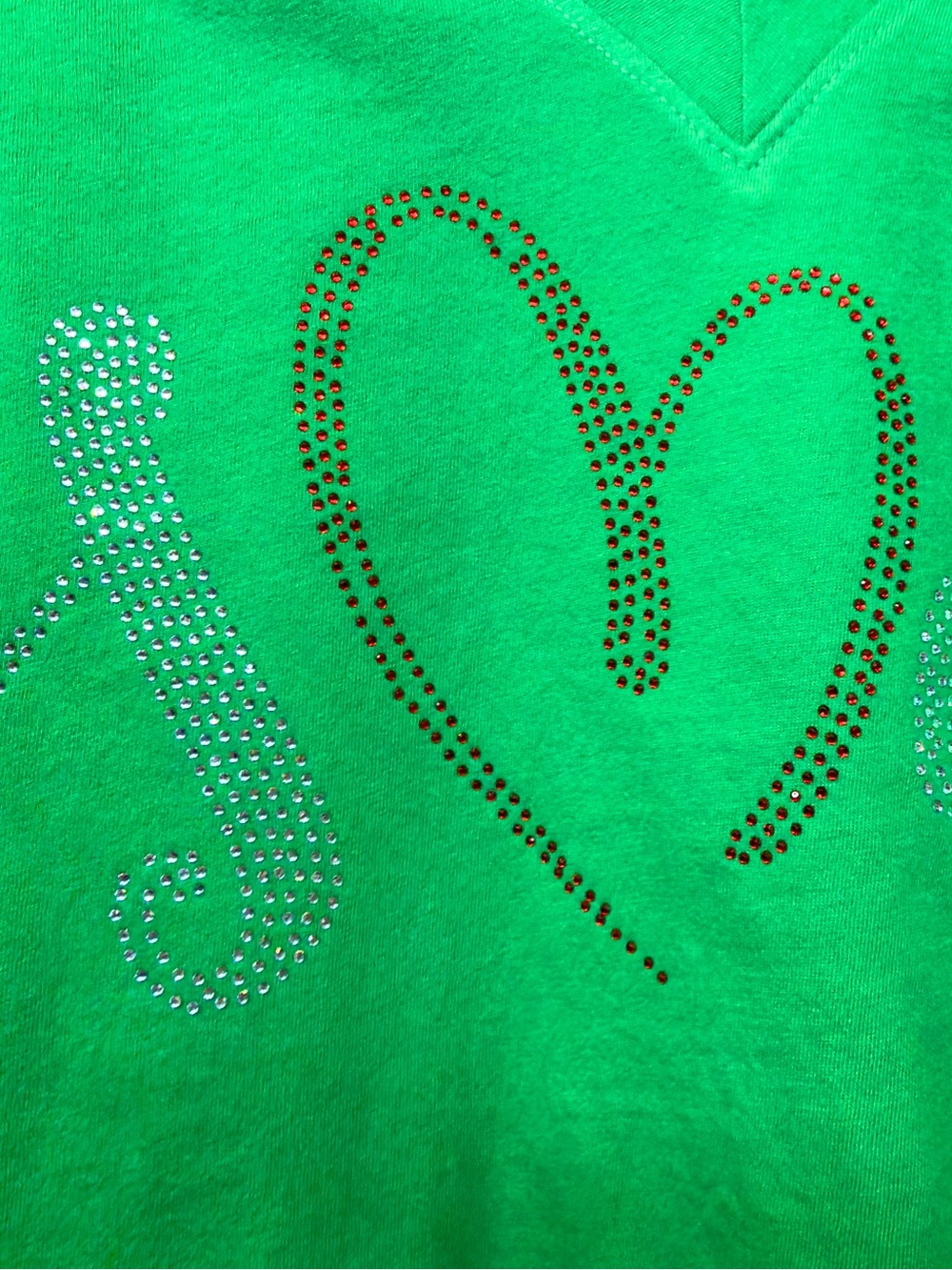 NEW LISTING. Green V-Neck Tee T-Shirt, handmade, Crystal bling "I ♥ Music".